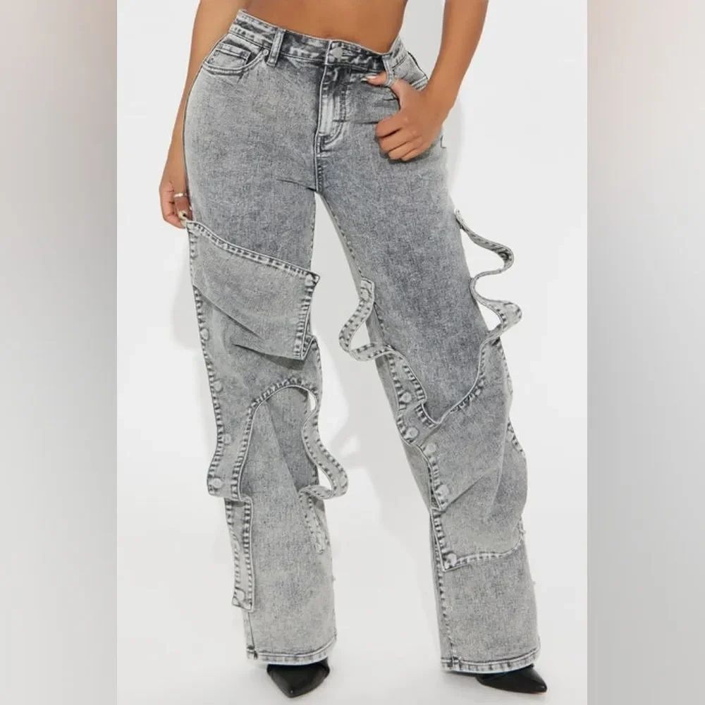 She Snapped Straight Leg Jeans - Grey
